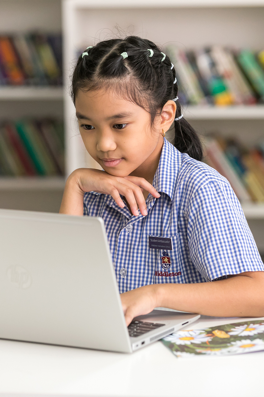 Student in library